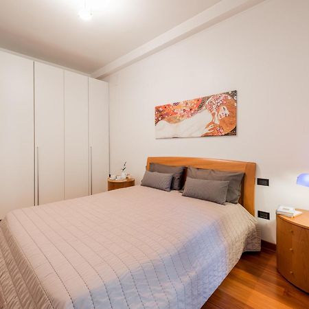 Suite Amendola-Luxury Apartment Bari Exteriör bild