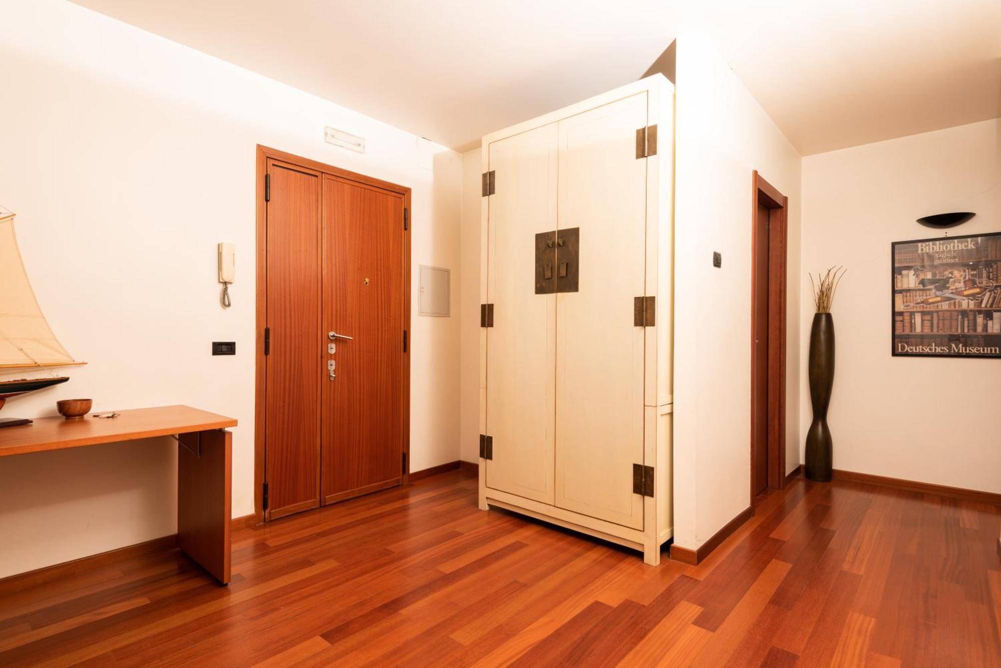 Suite Amendola-Luxury Apartment Bari Exteriör bild