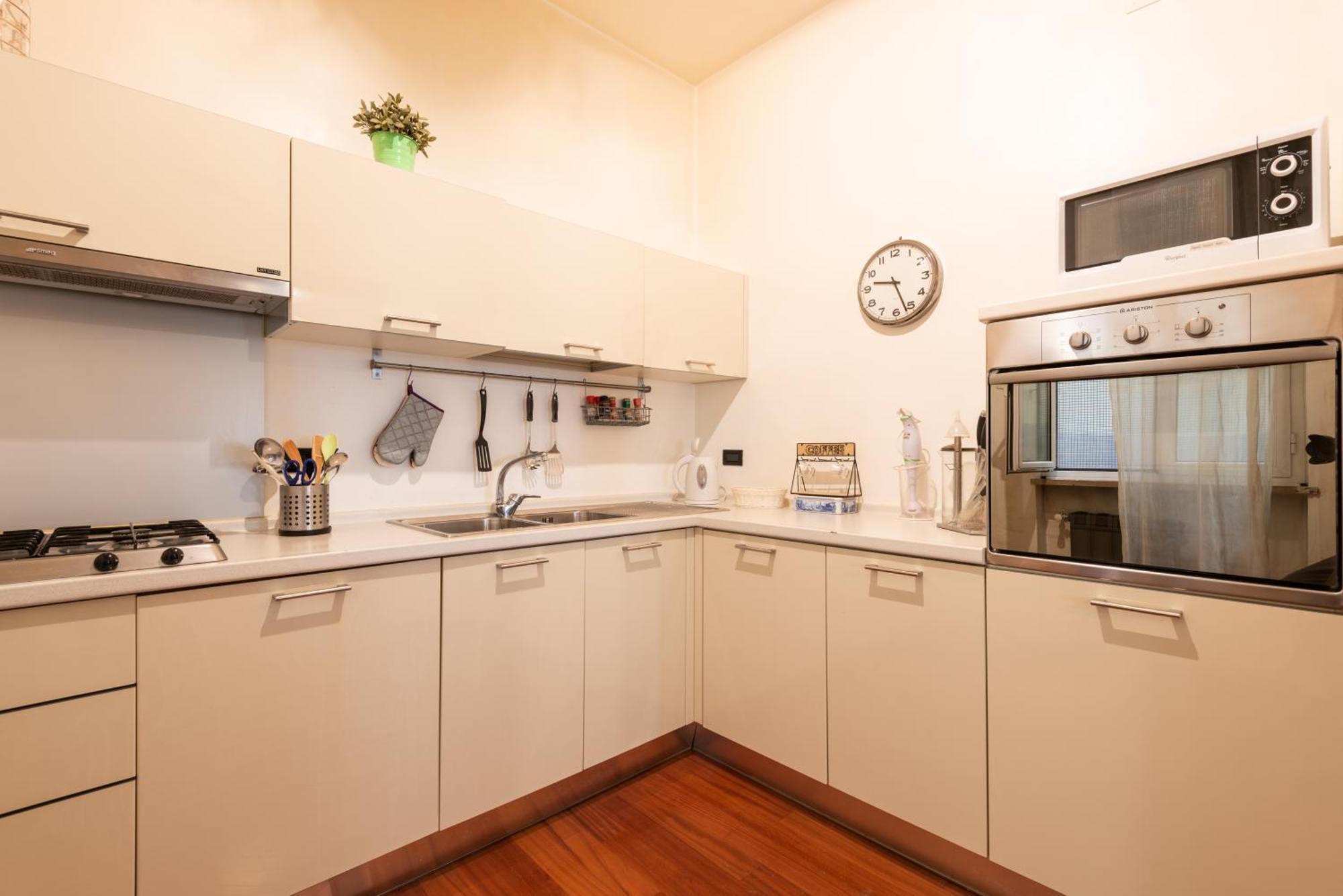 Suite Amendola-Luxury Apartment Bari Exteriör bild